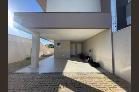 Casa à venda com 183m², 3 quartos e 2 vagasÁrea comum