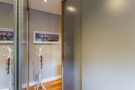 Apartamento à venda com 112m², 2 quartos e 2 vagasCloset da suíte 1