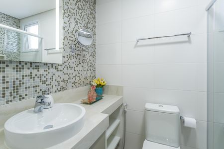 Apartamento à venda com 112m², 2 quartos e 2 vagasBanheiro da Suíte 2