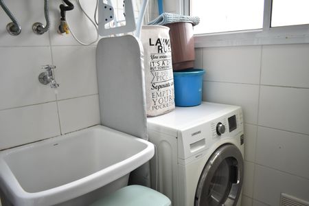 Apartamento para alugar com 64m², 2 quartos e 1 vagaÁrea de Serviço