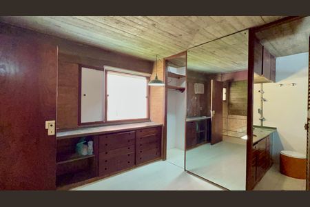 Casa para alugar com 167m², 3 quartos e 3 vagas Casa para alugar com 167m², 3 quartos e 3 vagasSuite