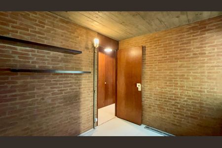 Casa para alugar com 167m², 3 quartos e 3 vagas Casa para alugar com 167m², 3 quartos e 3 vagasQuarto 1