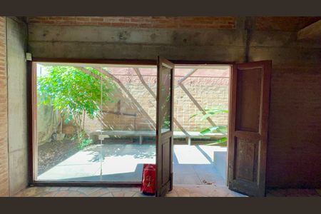 Casa para alugar com 167m², 3 quartos e 3 vagas Casa para alugar com 167m², 3 quartos e 3 vagasVaranda