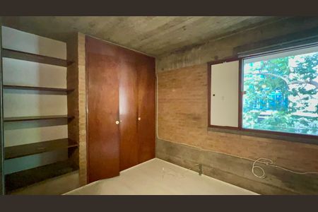 Casa para alugar com 167m², 3 quartos e 3 vagas Casa para alugar com 167m², 3 quartos e 3 vagasQuarto 2