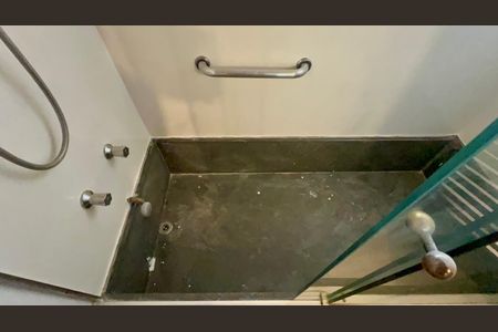 Casa para alugar com 167m², 3 quartos e 3 vagas Casa para alugar com 167m², 3 quartos e 3 vagasBanheiro da Suíte