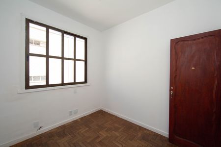 Apartamento para alugar com 149m², 4 quartos e 1 vagaQuarto