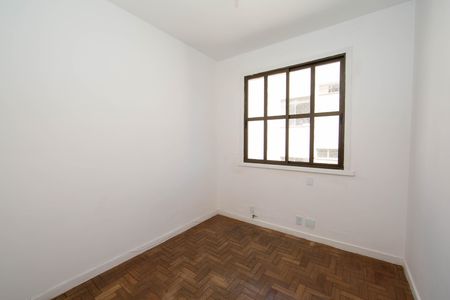 Apartamento para alugar com 149m², 4 quartos e 1 vagaQuarto
