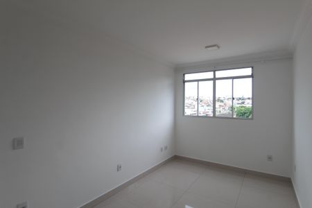 Sala de apartamento para alugar com 2 quartos, 55m² em Parque Turistas, Belo Horizonte
