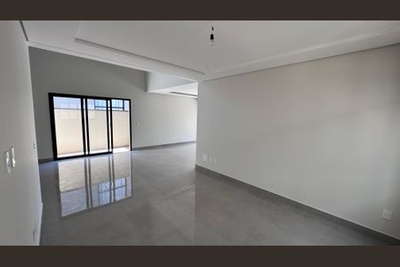 Sala de casa de condomínio à venda com 3 quartos, 265m² em Swiss Park, Campinas