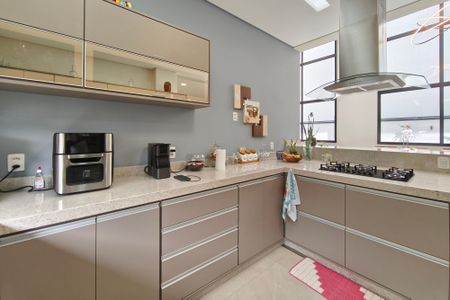 Casa de condomínio à venda com 289m², 3 quartos e 4 vagas Casa de condomínio à venda com 289m², 3 quartos e 4 vagasCozinha