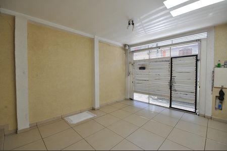 Casa para alugar com 120m², 2 quartos e 1 vagac