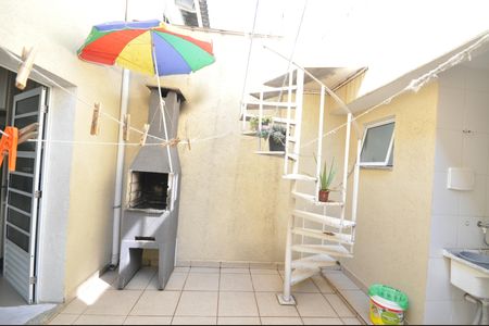 Casa para alugar com 120m², 2 quartos e 1 vagaChurrasqueira