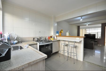 Casa para alugar com 120m², 2 quartos e 1 vagaCozinha