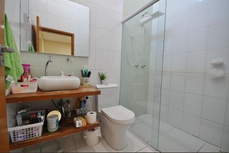 Casa para alugar com 120m², 2 quartos e 1 vagaBanheiro