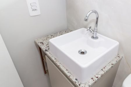 Apartamento à venda com 37m², 2 quartos e sem vagaBanheiro Social