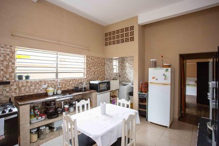 Casa à venda com 125m², 3 quartos e 1 vagaCasa 1 - Cozinha