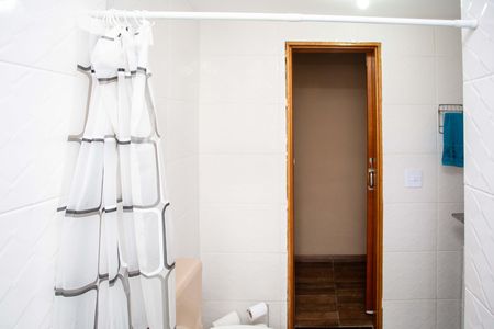 Casa à venda com 125m², 3 quartos e 1 vagaCasa 1 - Banheiro social