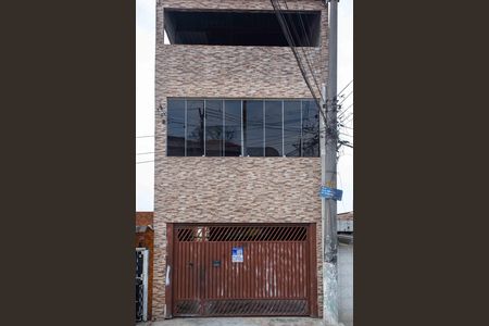 Casa à venda com 125m², 3 quartos e 1 vagaFachada