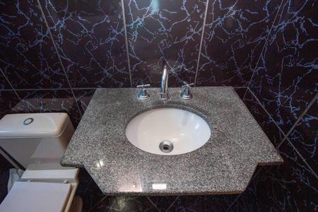 Casa à venda com 125m², 3 quartos e 1 vagaCasa 2 - Banheiro Social 