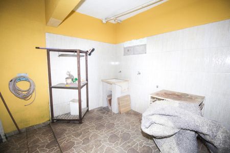 Casa para alugar com 350m², 2 quartos e 2 vagasÁrea de Serviço