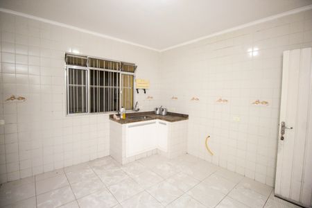 Casa à venda com 350m², 2 quartos e 2 vagasCozinha