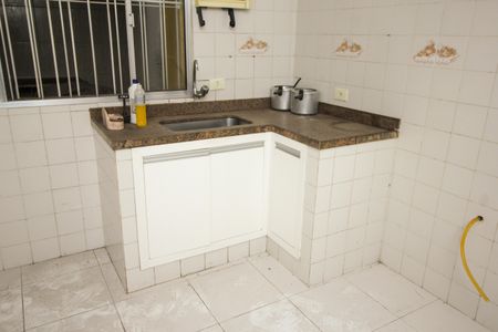 Casa à venda com 350m², 2 quartos e 2 vagasCozinha