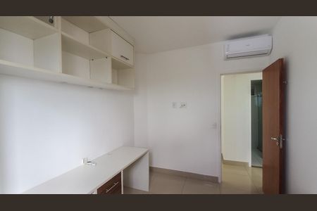 Apartamento para alugar com 82m², 3 quartos e 1 vaga