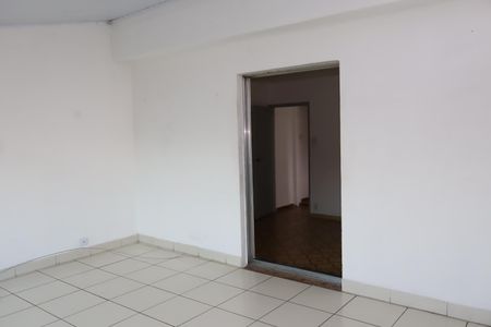 Casa para alugar com 125m², 2 quartos e 1 vagaVaranda