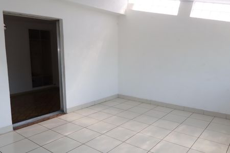 Casa para alugar com 125m², 2 quartos e 1 vagaVaranda