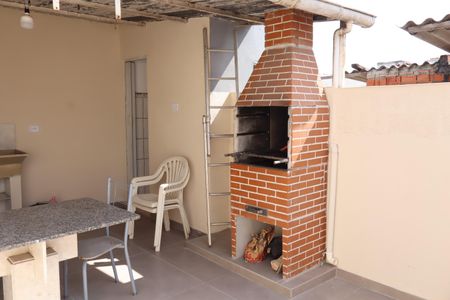 Casa para alugar com 125m², 2 quartos e 1 vagaÁrea de Serviço