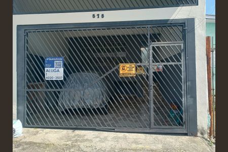 Casa para alugar com 125m², 2 quartos e 1 vagaFachada e portão