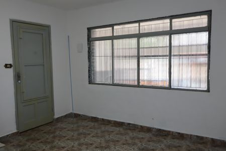 Sala de casa para alugar com 2 quartos, 125m² em Vila Darli, São Paulo