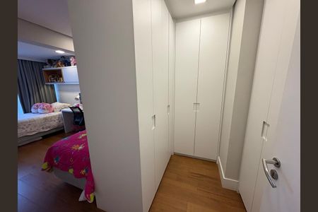 Quarto de apartamento à venda com 3 quartos, 165m² em Vila Mascote, São Paulo