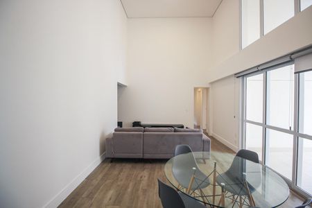 Apartamento para alugar com 138m², 3 quartos e 2 vagasSala