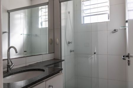 Apartamento à venda com 125m², 2 quartos e 2 vagas Apartamento à venda com 125m², 2 quartos e 2 vagasBanheiro da Suíte