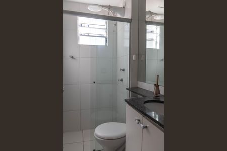 Apartamento à venda com 125m², 2 quartos e 2 vagas Apartamento à venda com 125m², 2 quartos e 2 vagasBanheiro social