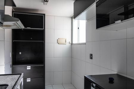 Cozinha de apartamento para alugar com 2 quartos, 125m² em Buritis, Belo Horizonte