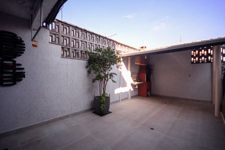 Casa à venda com 229m², 3 quartos e 4 vagas Casa à venda com 229m², 3 quartos e 4 vagasÁrea Externa