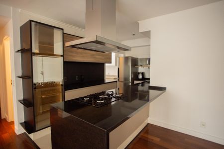 Apartamento à venda com 105m², 2 quartos e 2 vagasCozinha