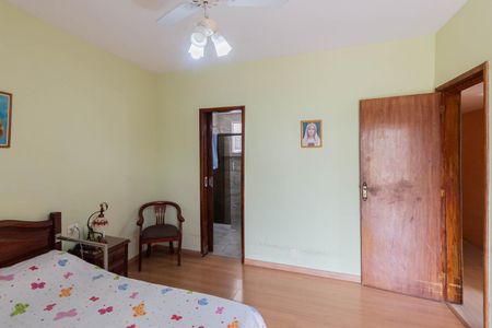 Apartamento à venda com 135m², 3 quartos e 1 vagaSuíte