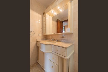 Apartamento à venda com 135m², 3 quartos e 1 vagaBanheiro