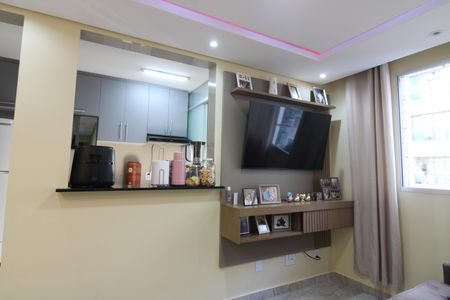 Sala de apartamento à venda com 2 quartos, 47m² em Jardim Santa Teresinha, São Paulo