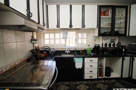 Casa para alugar com 500m², 5 quartos e 2 vagasCozinha