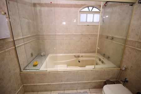 Casa para alugar com 500m², 5 quartos e 2 vagasBanheiro da Suíte 2