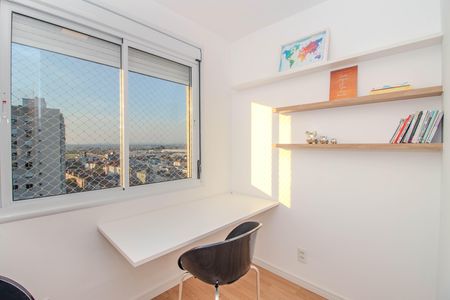 Quarto 2 de apartamento para alugar com 3 quartos, 84m² em Jardim Lindóia, Porto Alegre