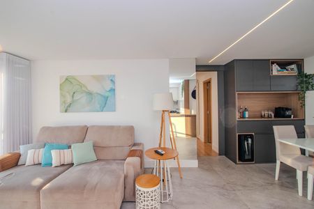 Sala de apartamento para alugar com 3 quartos, 84m² em Jardim Lindóia, Porto Alegre