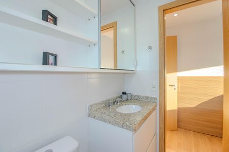 Apartamento para alugar com 84m², 3 quartos e 1 vaga Apartamento para alugar com 84m², 3 quartos e 1 vagaBanheiro da Suíte