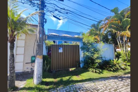 Casa de condomínio para alugar com 299m², 3 quartos e 3 vagasFachada