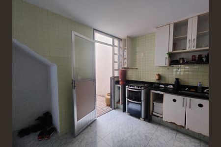 Casa de condomínio para alugar com 299m², 3 quartos e 3 vagasCozinha