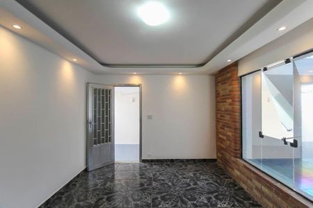 Casa para alugar com 180m², 3 quartos e 5 vagasSala